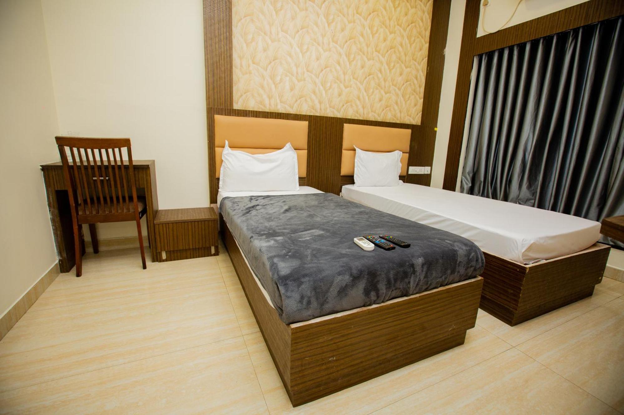 The Park Avenue Hotel - Business Class Hotel Near Central Railway Station Chennai Periyamet Kültér fotó