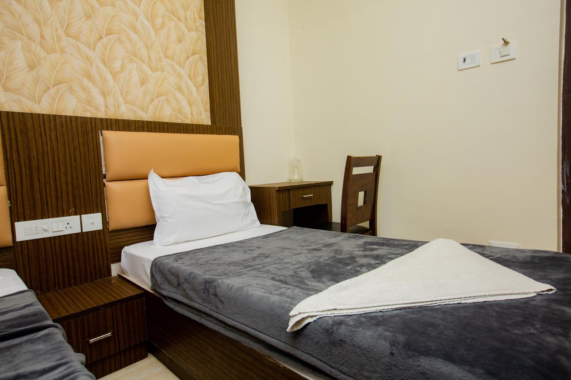 The Park Avenue Hotel - Business Class Hotel Near Central Railway Station Chennai Periyamet Kültér fotó