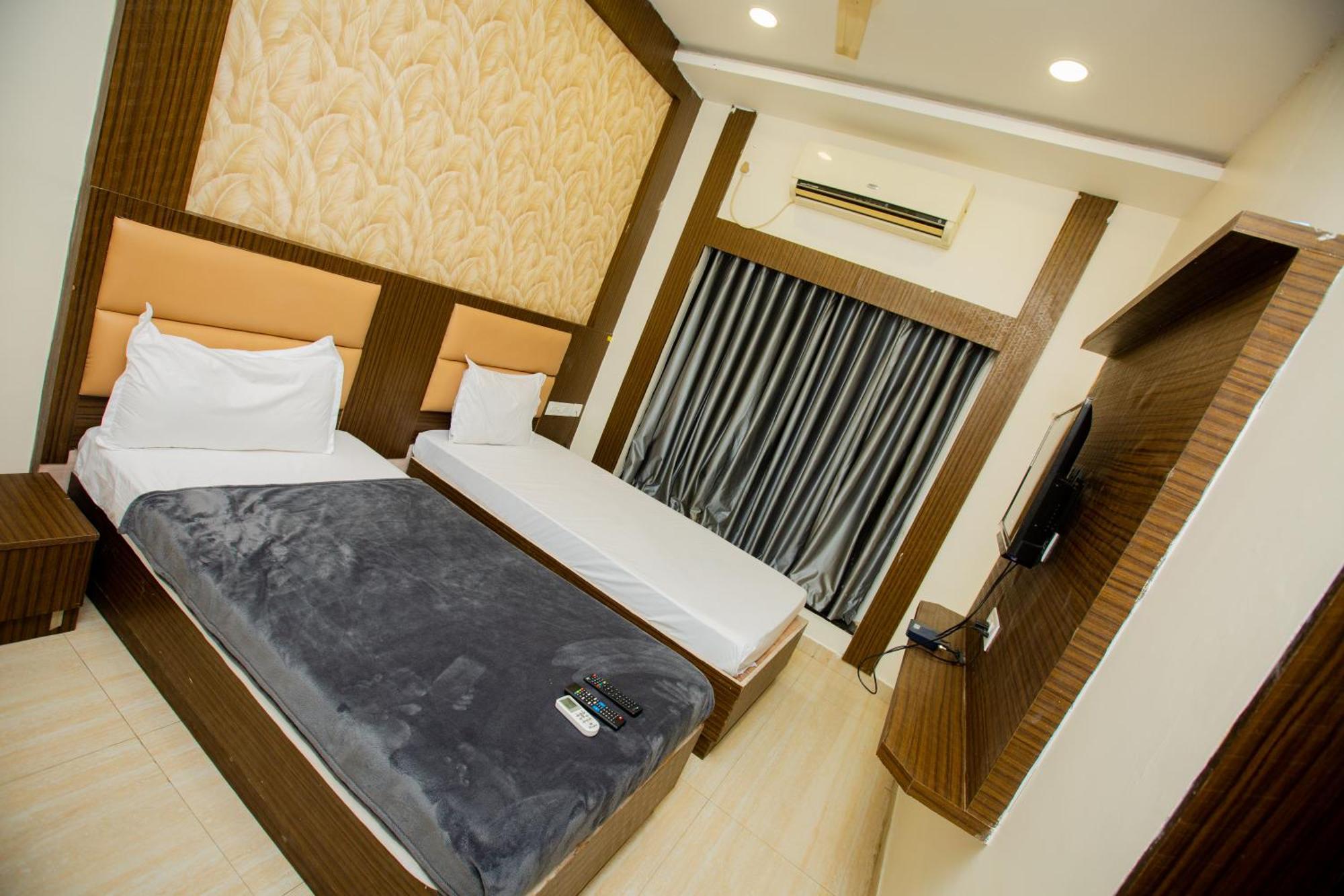 The Park Avenue Hotel - Business Class Hotel Near Central Railway Station Chennai Periyamet Kültér fotó
