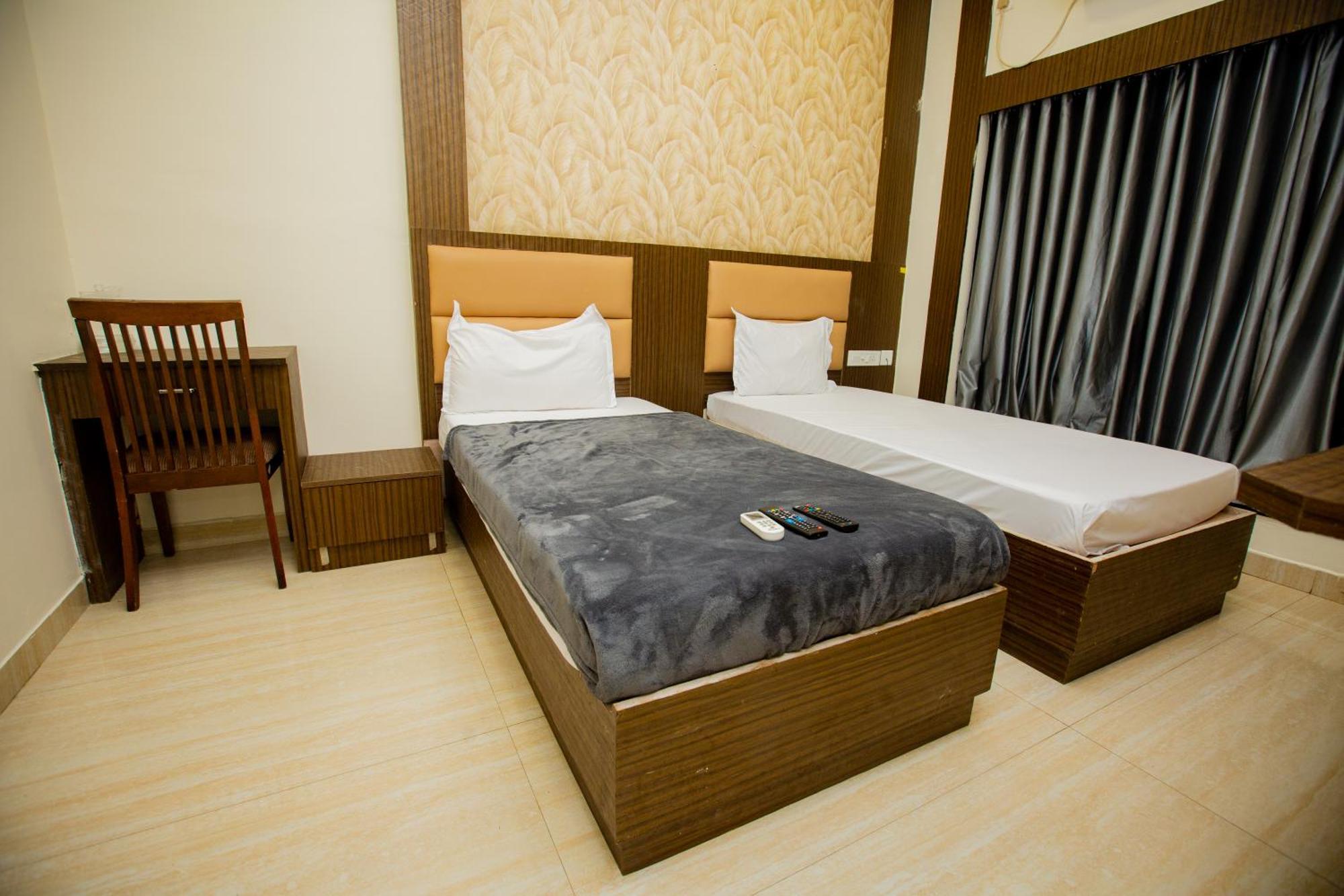 The Park Avenue Hotel - Business Class Hotel Near Central Railway Station Chennai Periyamet Kültér fotó