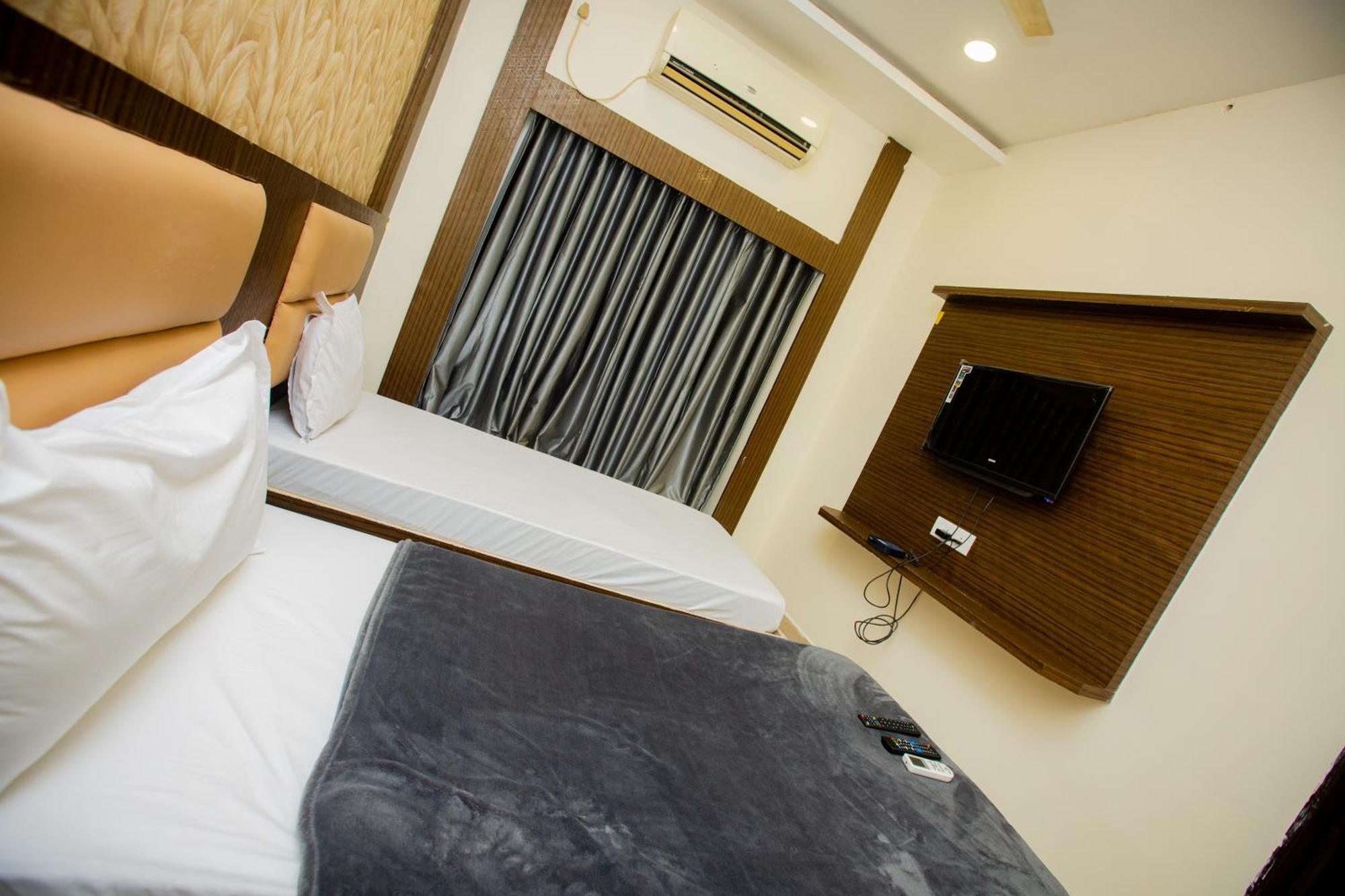 The Park Avenue Hotel - Business Class Hotel Near Central Railway Station Chennai Periyamet Kültér fotó